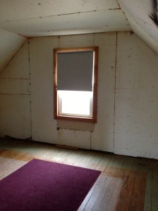 The second room upstairs shows the wood floors. We'll be keeping those!